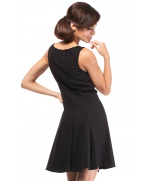 Черна рокля без ръкави с плисета от Made of Emotion