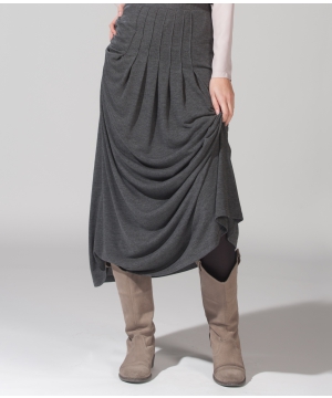 Дълга пола с плисиран набор в сивата гама от Laurie-Anne Fritz