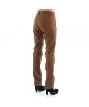 Стилен дамски панталон в кафява гама от GURU