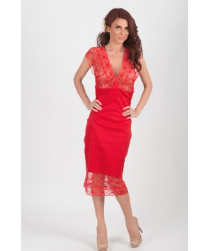 Елегантна рокля в червен цвят с нежна дантела от Chaser