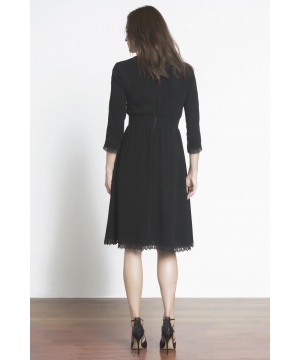Елегантна черна рокля от Urban Touch