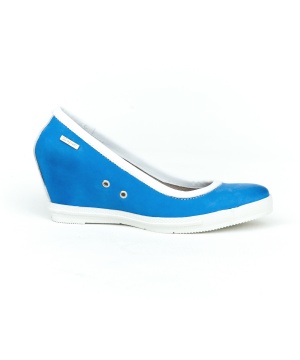 Обувки на платформа в син нюанс от Zapato