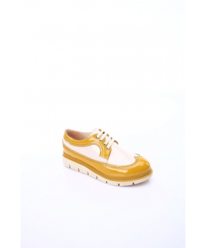 Обувки от 19V69 ITALIA в бяло и жълто с връзки