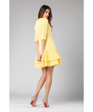 Къса рокля с волани в жълт цвят от 1st Somnium