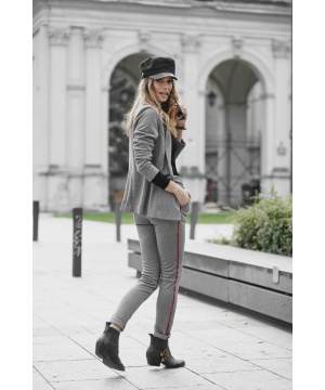 Комплект сако и панталон в сив цвят от La Aurora