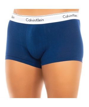 Сет от 2 броя боксерки от Calvin Klein в син и бежов цвят
