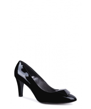 Лачени обувки в черен цвят от Gino Rossi