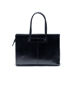 Черна кожена чанта с класически дизайн