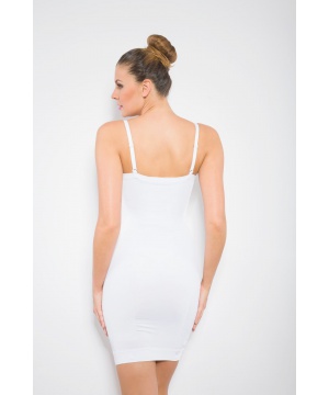 Оформяща рокля от Hanna style в бял цвят