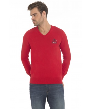 Пуловер в червен цвят от CULTURE