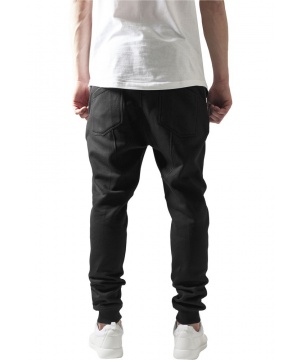 Панталон в черен цвят с кожени детайли от Urban Classics